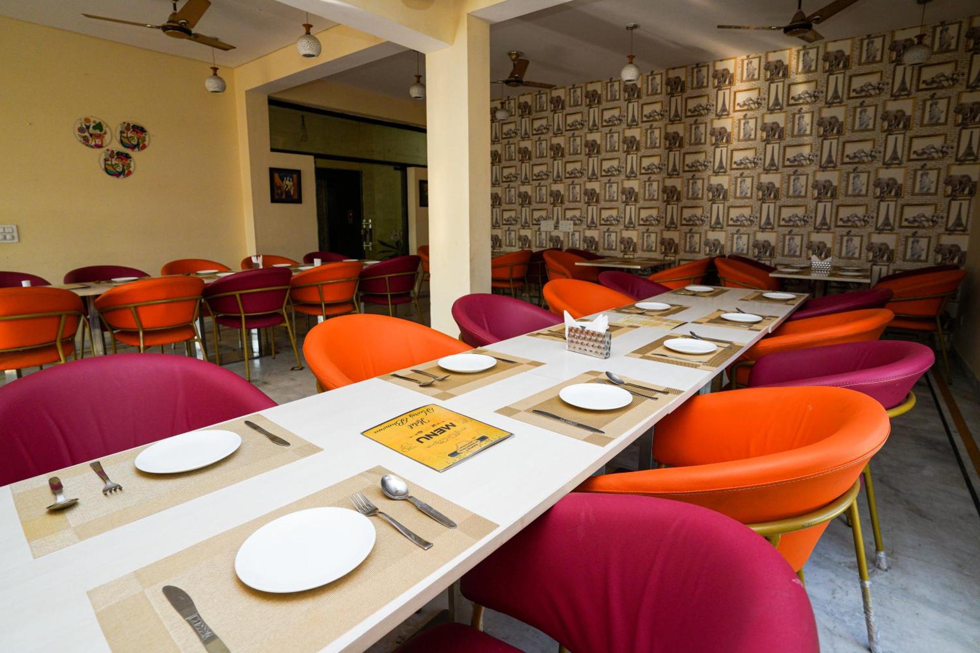 Hotel Neeraj Bhawan- Triveni Ghat Rishīkesh Esterno foto